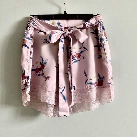 Simons Pink Floral and Striped Pajama Shorts - Picture 3 of 7
